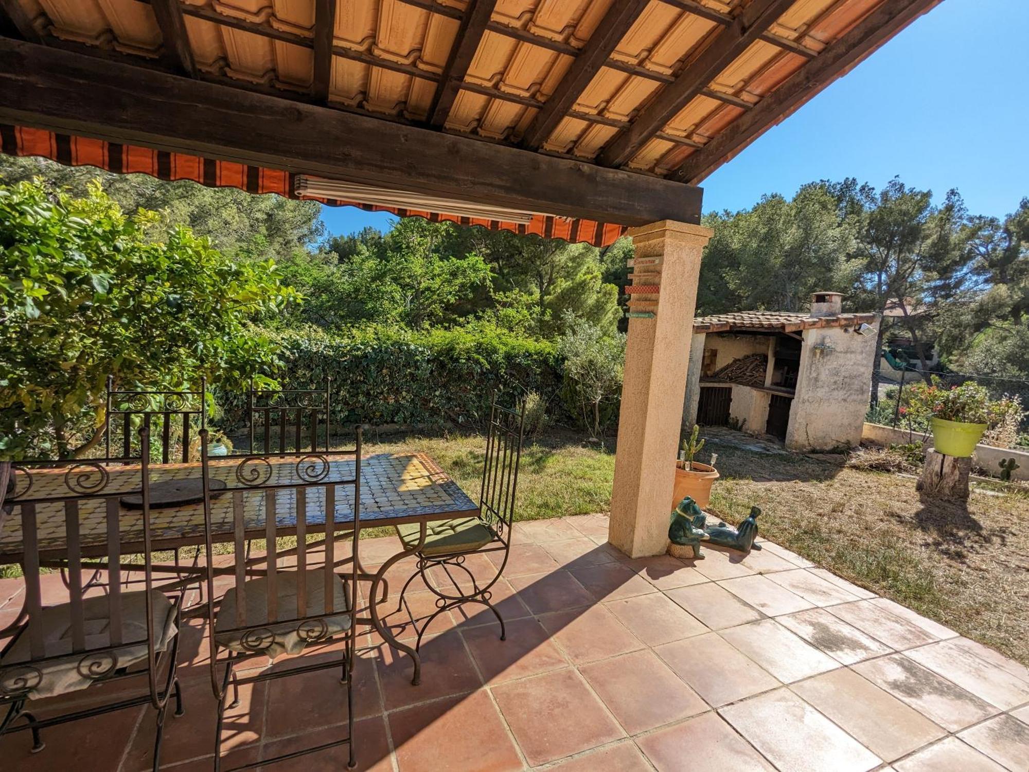 Maisonnette Kalis Calme Avec Climatisation Parking Jardin Cadre Campagne Plages A Pieds باندول المظهر الخارجي الصورة
