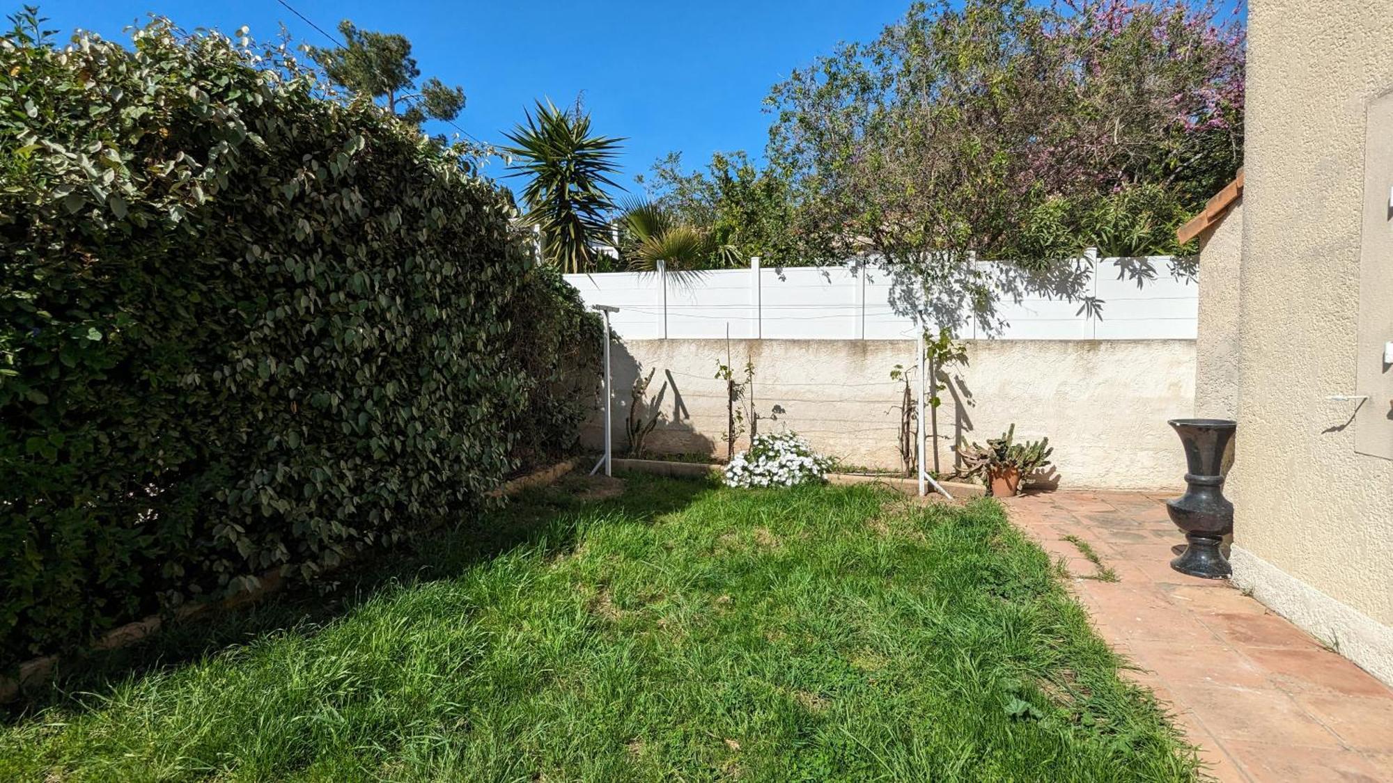 Maisonnette Kalis Calme Avec Climatisation Parking Jardin Cadre Campagne Plages A Pieds باندول المظهر الخارجي الصورة