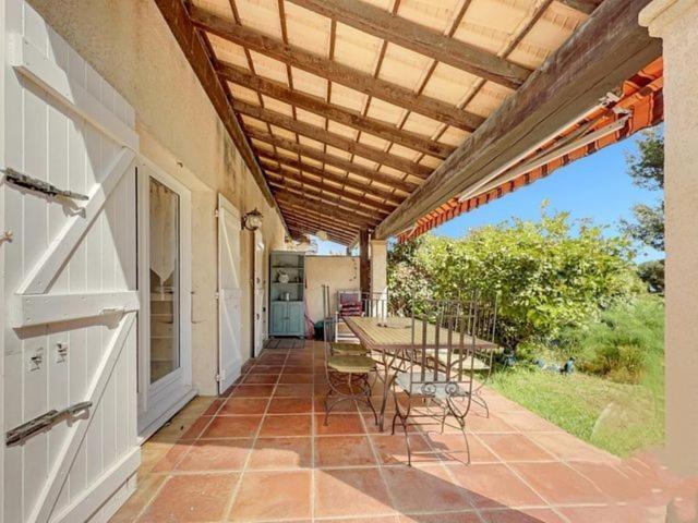 Maisonnette Kalis Calme Avec Climatisation Parking Jardin Cadre Campagne Plages A Pieds باندول المظهر الخارجي الصورة